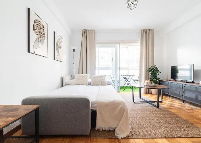 Suite By Llorente